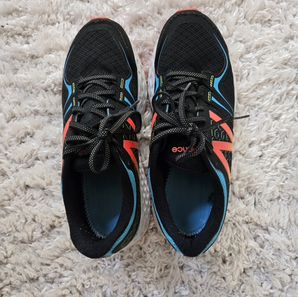 New Balance/Fresh Foam Vongo Sneakers - Picture 9 of 9